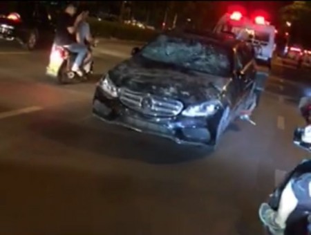 6月10日晚，廣東汕頭市發生官員醉駕撞死人交通意外，肇事司機還打電話叫來打手與現場民眾互打，最終演變成警民激戰。（網絡圖片）