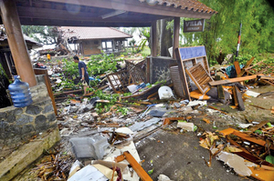 印尼火山噴發海嘯222死 843傷