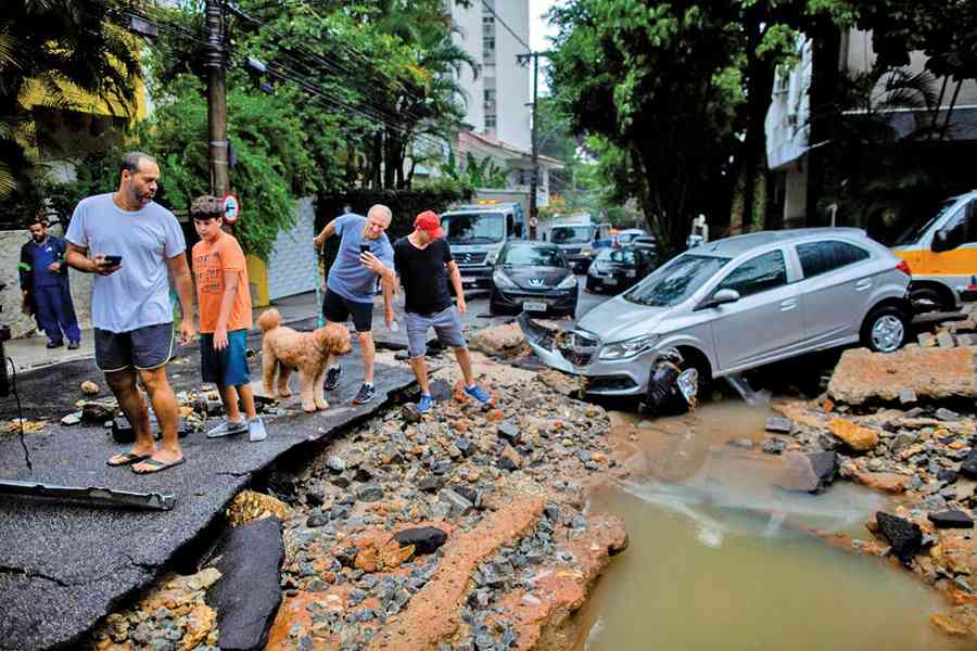 圖片新聞 暴雨土石流肆虐 里約進入緊急狀態