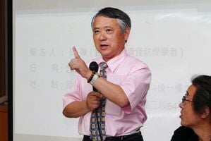 《大紀元》報道「港人群起抗共」 台灣學者讚揚