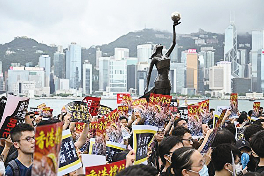 香港百萬人上街反送中 中共官媒為何高調報道