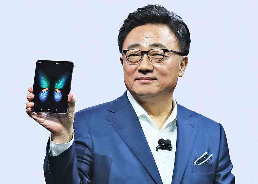 三星Galaxy Fold傳出完成重新設計 開賣日未定