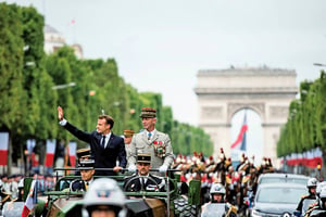法國國慶日大閱兵  歐洲盟軍展實力