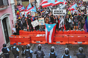 波多黎各五十萬人上街頭要求總督下台