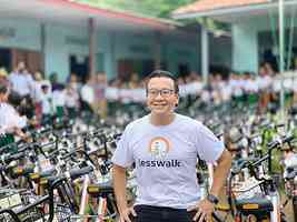 好心人收購共享單車送緬甸學生 城市垃圾獲善用