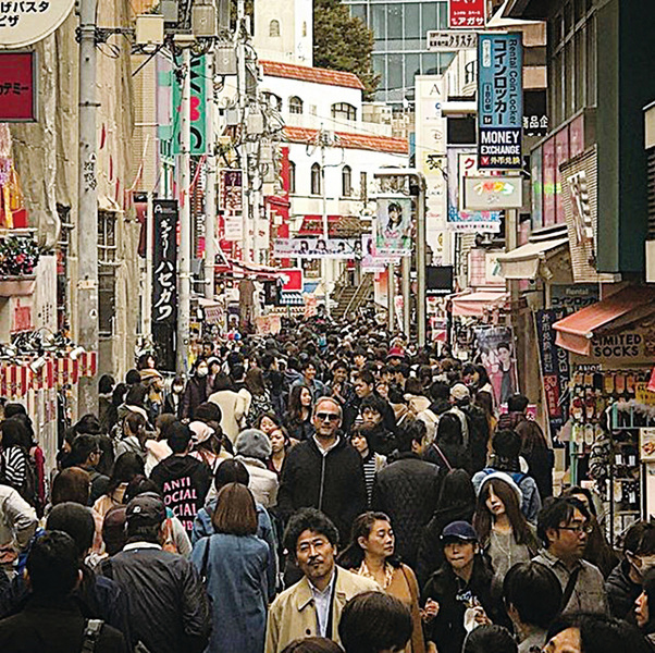 歐美遊客有共鳴： 到日本發現自己太高