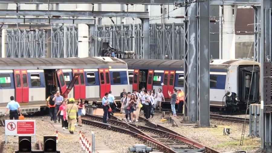 港鐵紅磡站嚴重事故 列車進站發怪聲出軌斷兩截