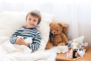 孩童發燒、久咳不癒勿輕忽 醫:小心感染霉漿菌 恐引發肺積水