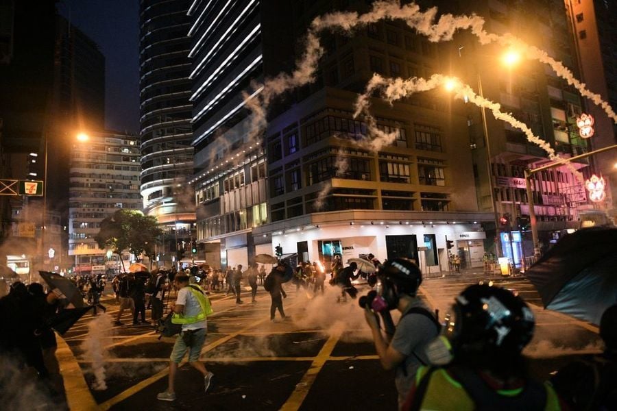 【9.29反極權】全球50城同步撐港 港警失控頻施暴記者