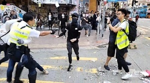 局勢突變 港股瀉724點穿27000