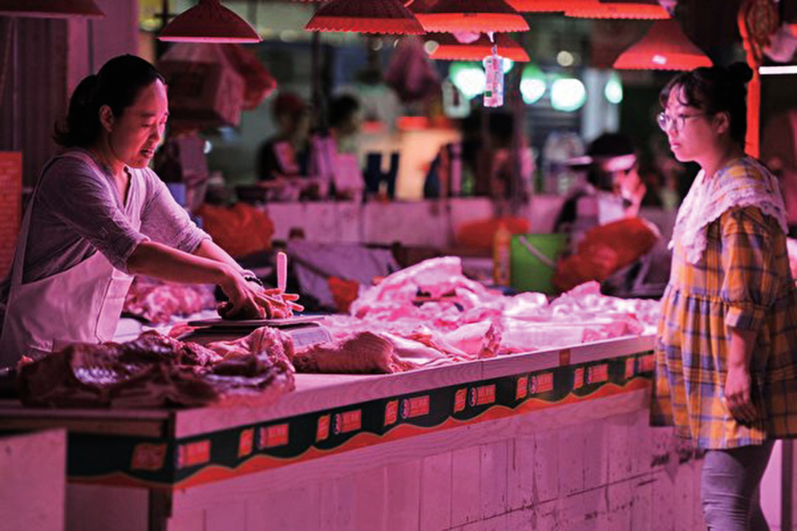 豬肉價在飆漲 隱藏更大中國經濟問題