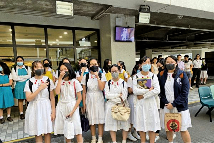 香港學校正成為民主抗爭新前沿 中共驚恐