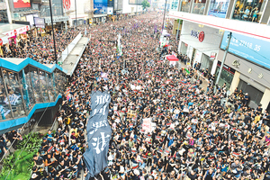 曾慶紅是香港「暴亂」的 幕後黑手