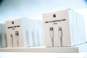 蘋果高端手機 將全面使用無線充電