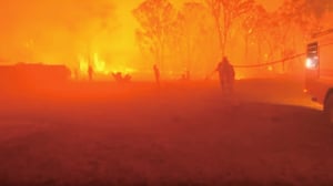 澳洲全國均溫41.9度又破紀錄 野火仍肆虐