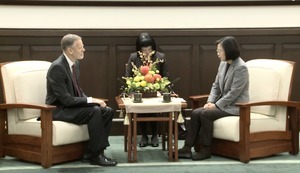 蔡英文指台美成全球合作夥伴　韓國瑜或成首位被罷免的市長