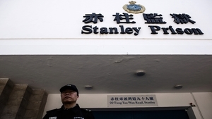 香港賊王季炳雄出獄 警方高度戒備押送國際機場