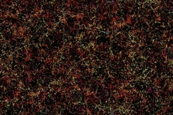 這裏的每一個小點就是一座星系。黃色小點表示較近星系，紫色較遠。（YouTube視頻截圖）