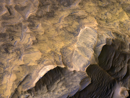 火星上也有沙岩層 扇貝斷崖令人驚嘆