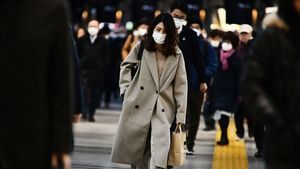 中國大媽日本插隊買口罩 引發三國混戰