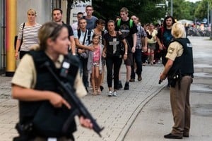 慕尼黑槍擊 一名槍手開槍爆頭自殺