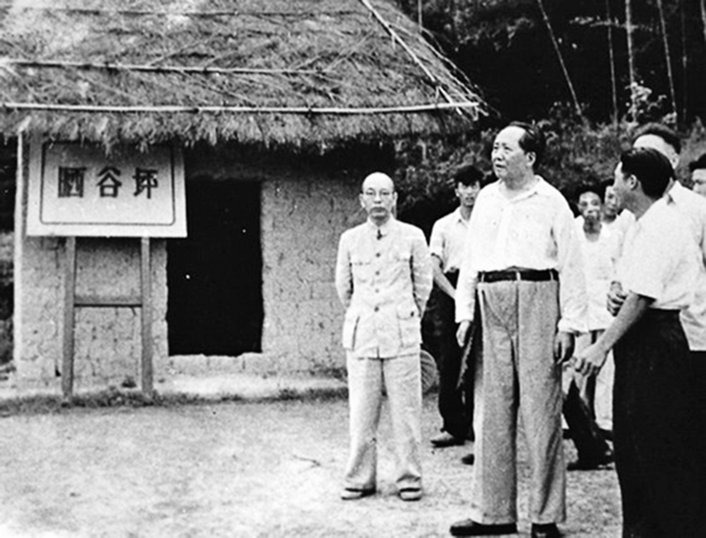 毛澤東73歲生日自殺的周小舟