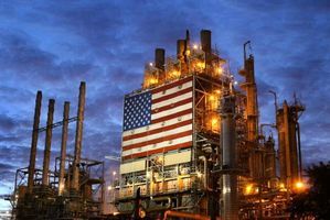 國際油價連崩兩日 美國能源業面臨淘汰賽
