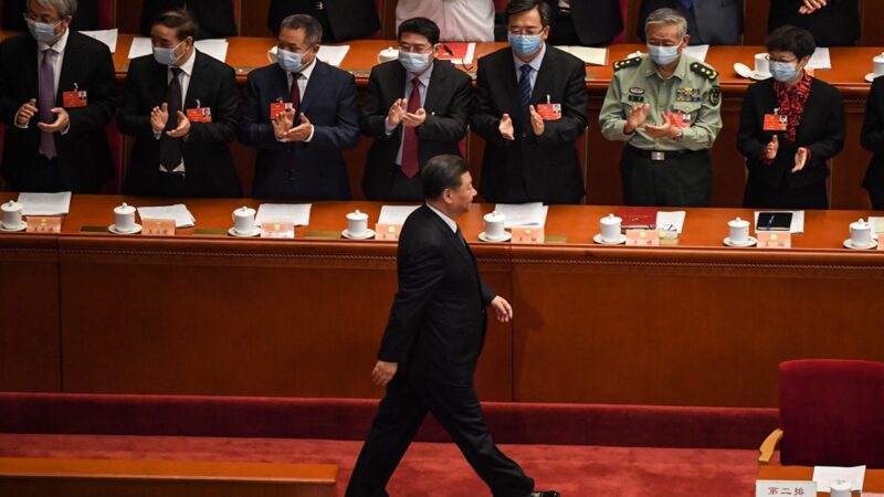 中共强推「港版國安法」，消息震驚全球。紐時認為，這是習近平馴服香港的政治豪賭。（ LEO RAMIREZ/AFP via Getty Images)