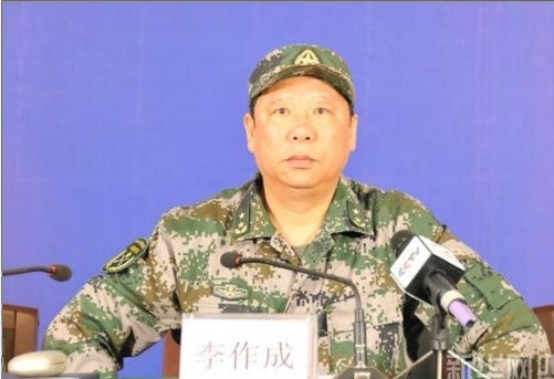 1月30日，中共首任陸軍司令員李作成上將表示，要向習「看齊」，做「政治明白人」等。（網絡圖片）