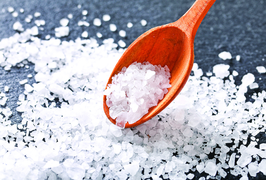 傳承數百年 日本以手工生產海鹽