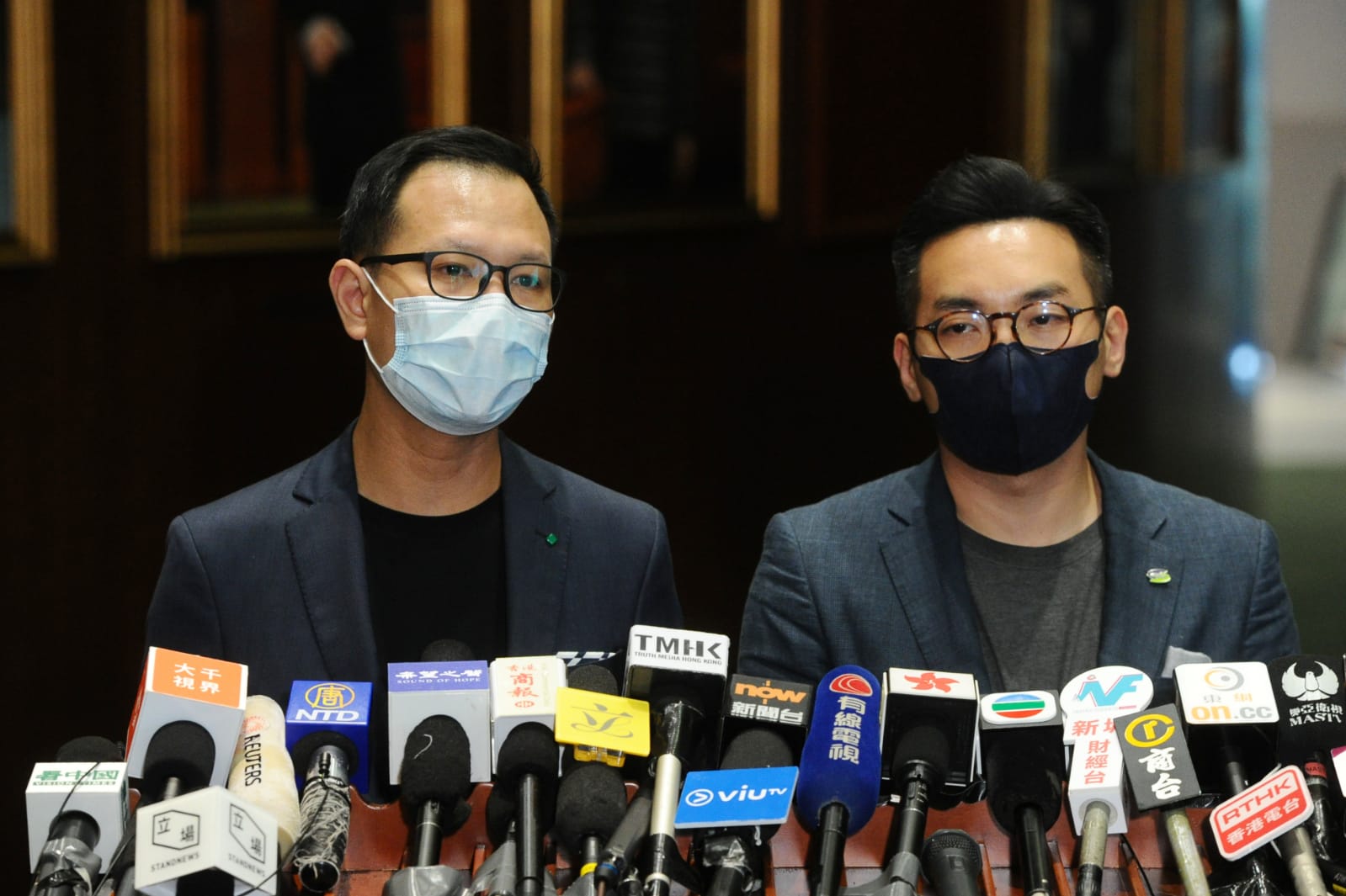 公民黨法律界議員郭榮鏗則批評，「港版國安法」完全剝削香港應有的言論和思想自由，甚是荒謬。（宋碧龍／大紀元）