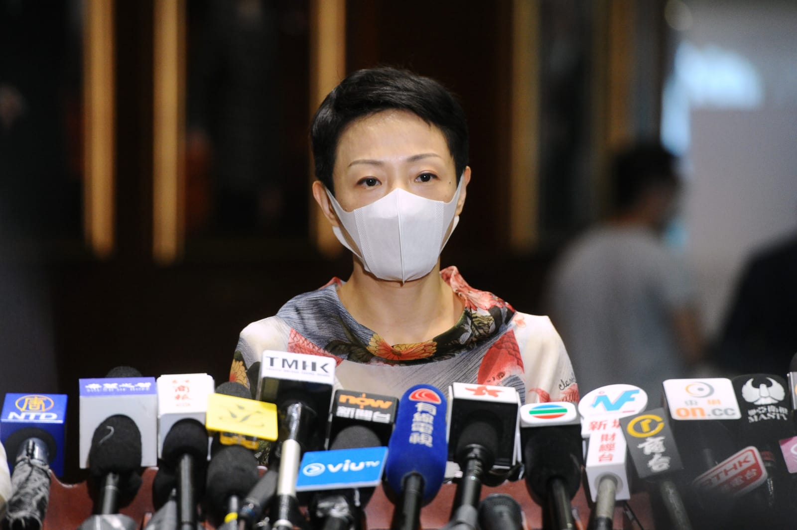 民主派召集人陳淑莊表示，「勾結」一詞在香港及大陸都沒有具體的法律釋義，她擔心中央會將「勾結境外勢力」的釋義無限擴大，用以羅織罪名。（宋碧龍／大紀元）