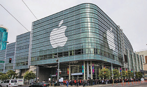 Apple TV吸金  傳蘋果下聘時代華納