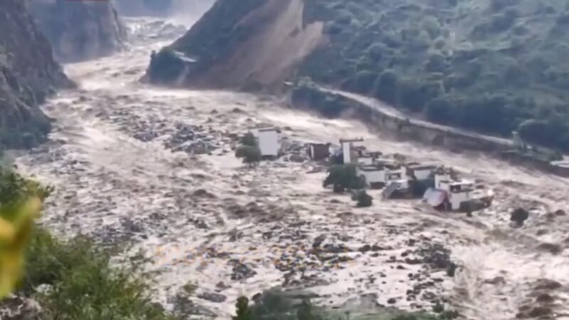 洪水沖垮三峽上游發電站 三峽大壩危如累卵