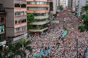英國預言家：香港成功點燃大陸反共之火 習將被迫變革