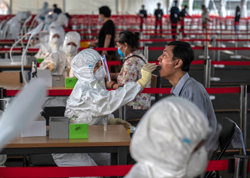 日前，網絡上傳出消息，指北京感染人數超過25,000人，死亡超過2,000人。有重要部門人員感染，但不許統計。（Kevin Frayer/Getty Images）