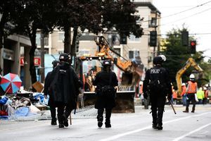 美警方清場「自治區」 西雅圖恢復秩序