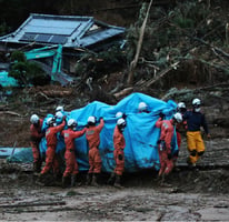 大雨重創日本九州 16死17命危13失蹤