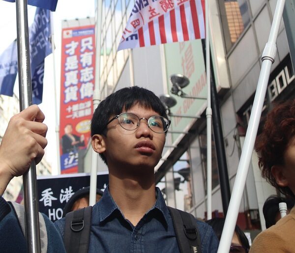 香港警務處國家安全處29日晚拘捕泛民主派組織「學生動源」前召集人鍾翰林，理由是涉嫌「煽動他人分裂國家」。這是依「港區國安法」成立的港警國安處成立以來，首度採取拘捕行動。（資料照片/中央社）