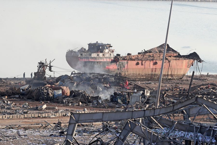 貝魯特大爆炸 逾10名消防員失蹤 郵輪被震沉