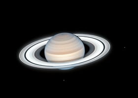 行星環清晰可見 哈勃拍到土星夏季美景