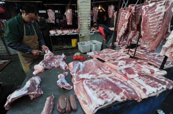 大陸豬肉價將跌破十元？豬肉股一天蒸發近七百億