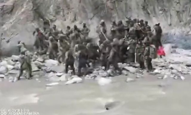 中印士兵群毆影片熱傳 鳴槍事件細節曝光