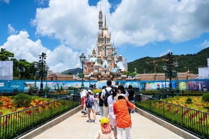 香港迪士尼15年慶 1.5萬張門票150人住宿送港人