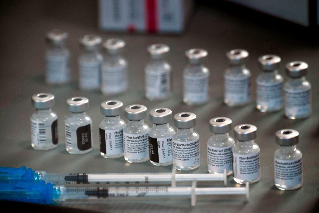 COVID-19 疫苗示意圖。（PATRICK T. FALLON/AFP via Getty Images）