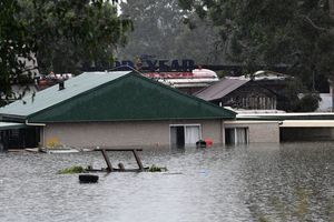 澳洲連日暴雨滂沱洪災泛濫 數千人撤離家園