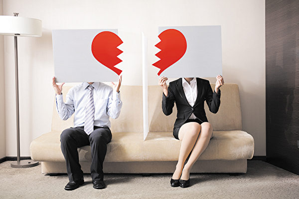 近期，中共民政部公布2020年31省（市）结婚離婚登記數據，顯示结婚人數創17年來的新低，而離婚结婚比最高的是東三省。(Shutterstock)