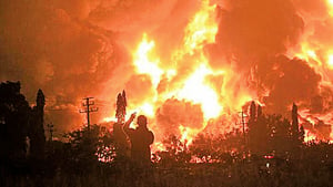 印尼煉油廠大火 近千人疏散