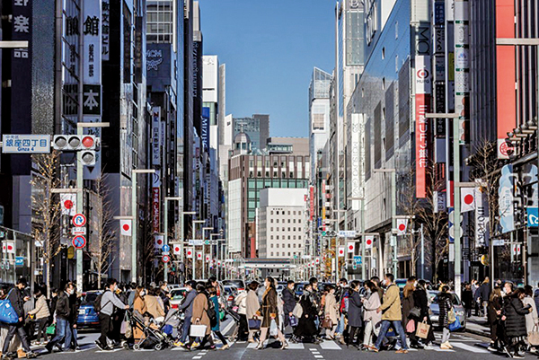 IHS Markit，4月5日公佈3月份日本服務業PMI為48.3，反映服務業商業活動正在收縮。（Yuichi Yamazaki/Getty Images）