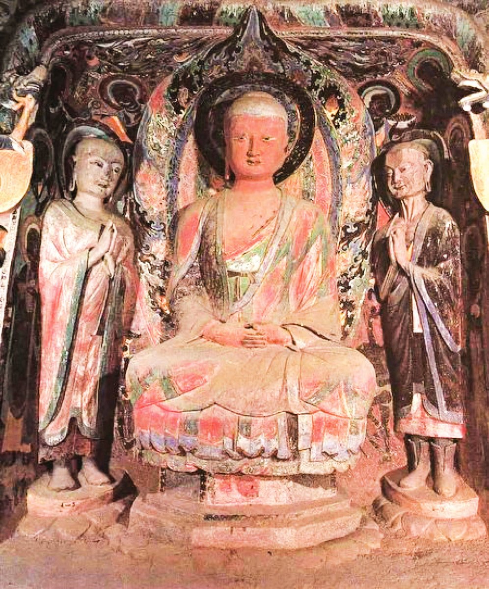 圖為敦煌莫高窟的隋代第427窟佛塑像。（公有領域）